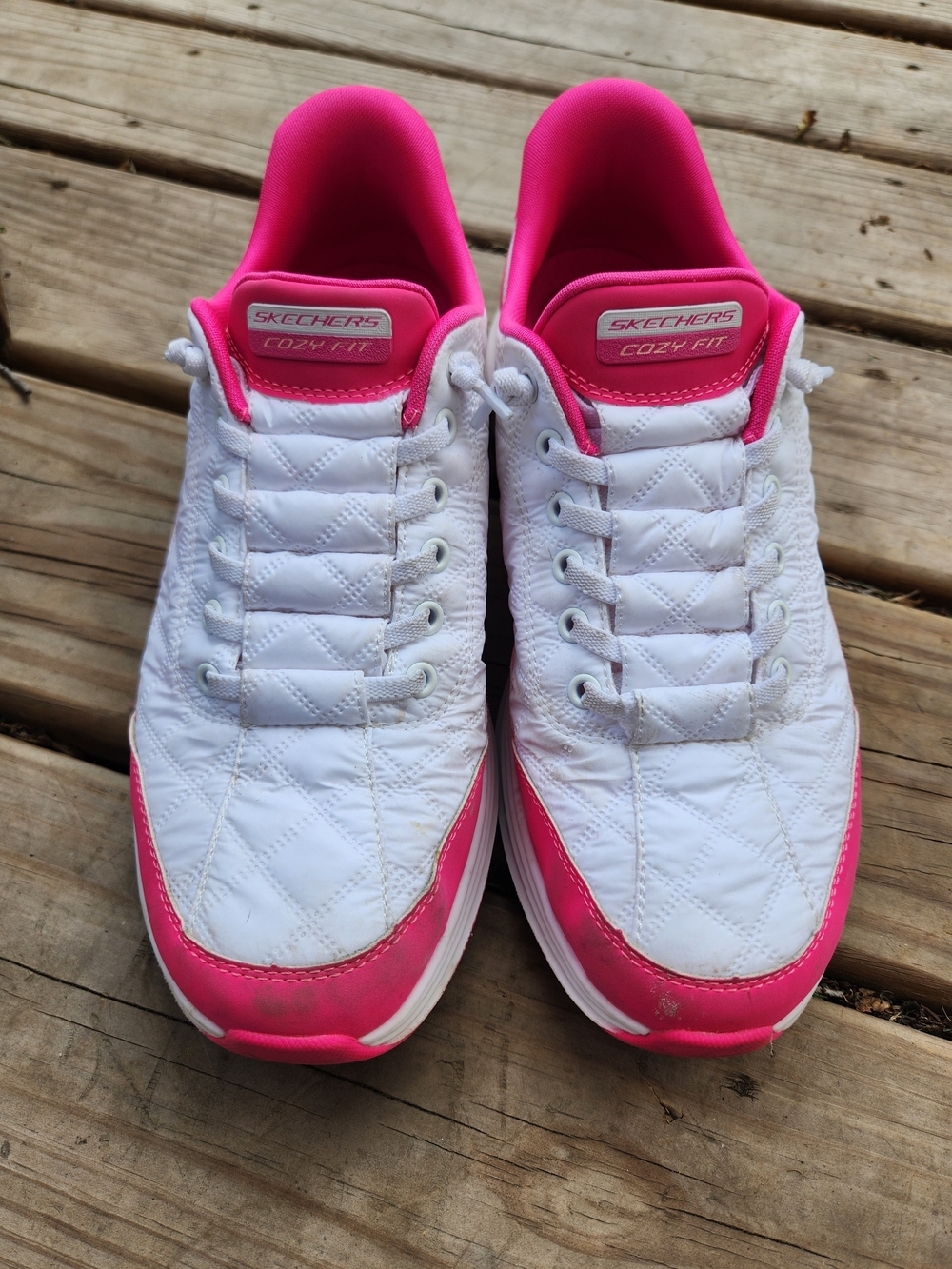 Skechers Cozy Fit Women’s White and Pink Quilted Slip-Ins Sneakers
